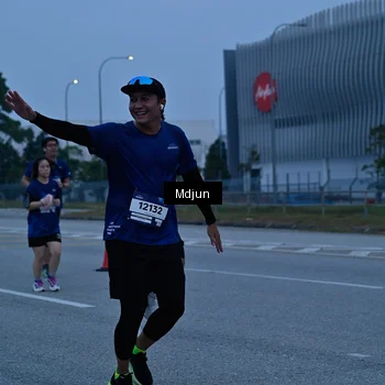 Runner Photo 7473410