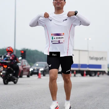 Runner Photo 7473432