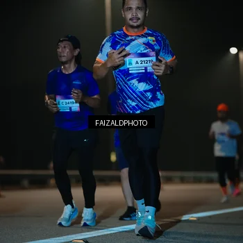 Runner Photo 7473441