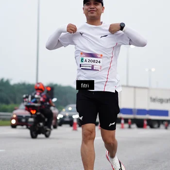Runner Photo 7473442