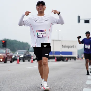 Runner Photo 7473443