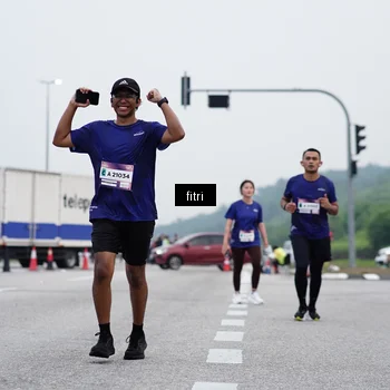 Runner Photo 7473445