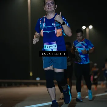 Runner Photo 7473454