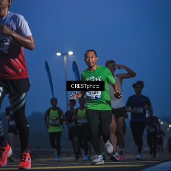 Runner Photo 7473461