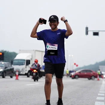 Runner Photo 7473478