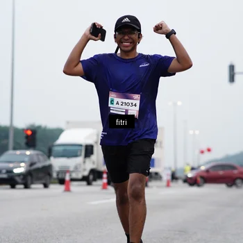 Runner Photo 7473495