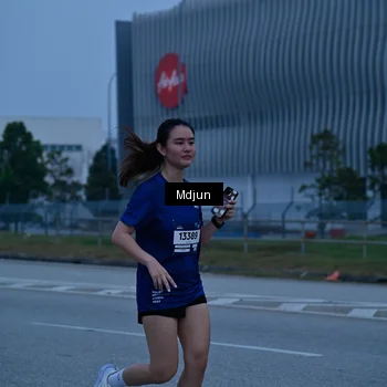 Runner Photo 7473531