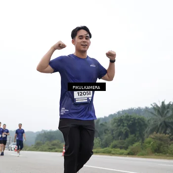 Runner Photo 7473537