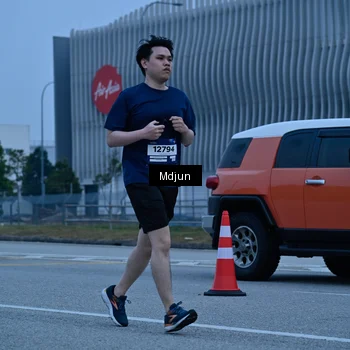 Runner Photo 7473547