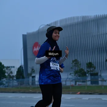 Runner Photo 7473554