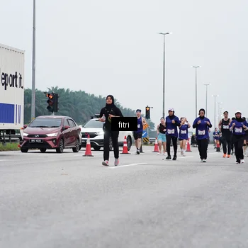 Runner Photo 7473560