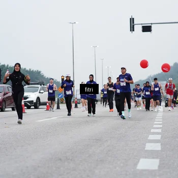 Runner Photo 7473572