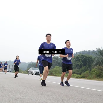 Runner Photo 7473622