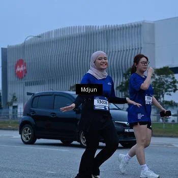 Runner Photo 7473631