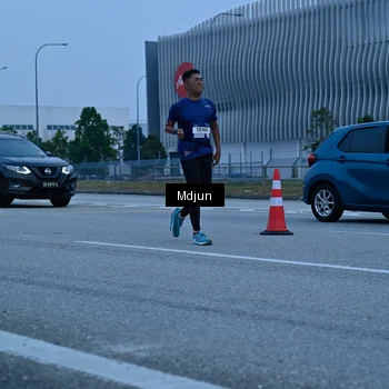 Runner Photo 7473645