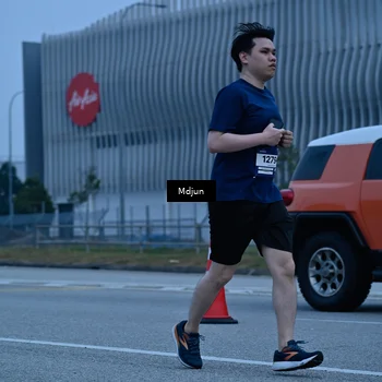 Runner Photo 7473654