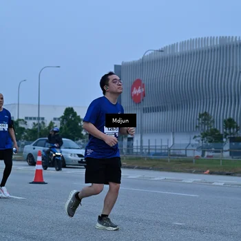 Runner Photo 7473659