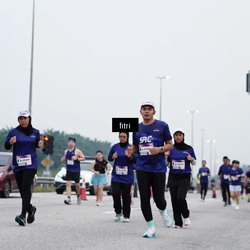 Runner Photo 7473675