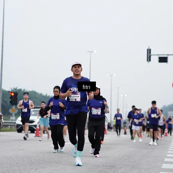 Runner Photo 7473676