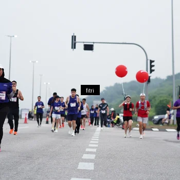 Runner Photo 7473696