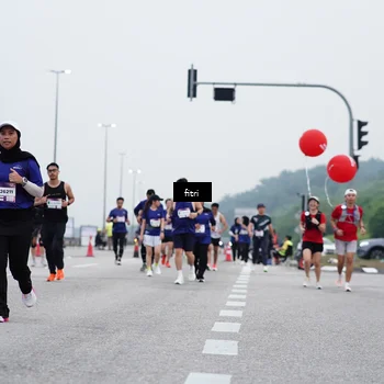 Runner Photo 7473700