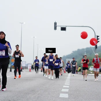 Runner Photo 7473701