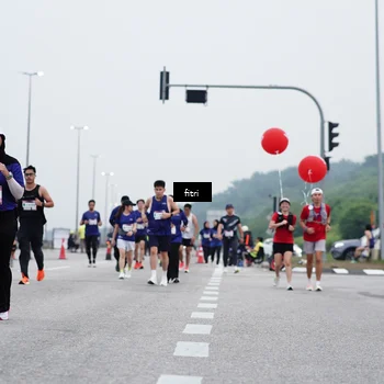 Runner Photo 7473703