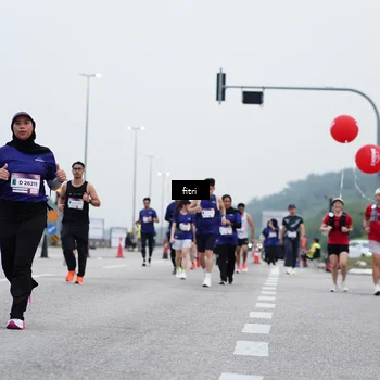 Runner Photo 7473704