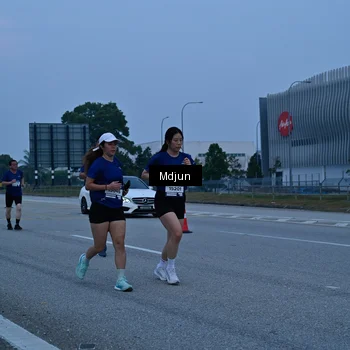 Runner Photo 7473787