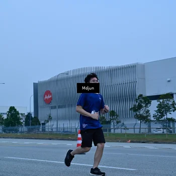 Runner Photo 7473794