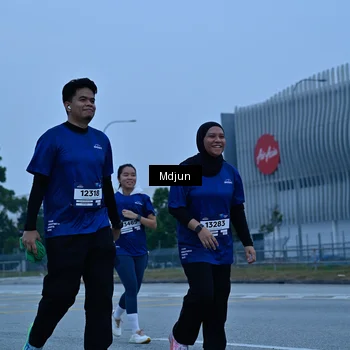 Runner Photo 7473871