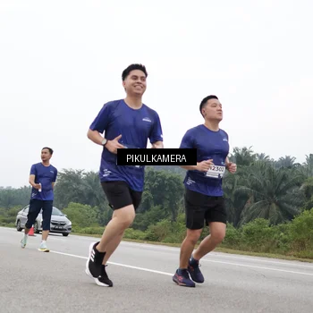 Runner Photo 7473872