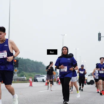 Runner Photo 7473877
