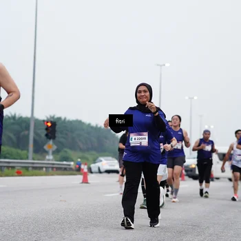Runner Photo 7473884