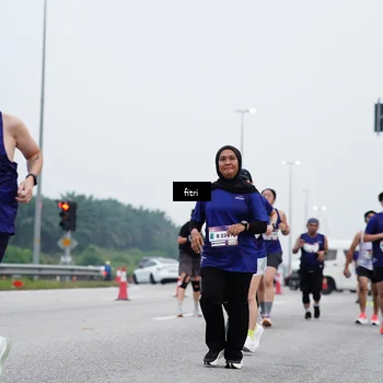 Runner Photo 7473887