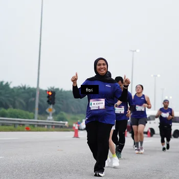 Runner Photo 7473888