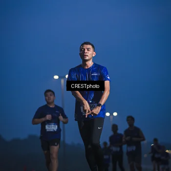 Runner Photo 7473913