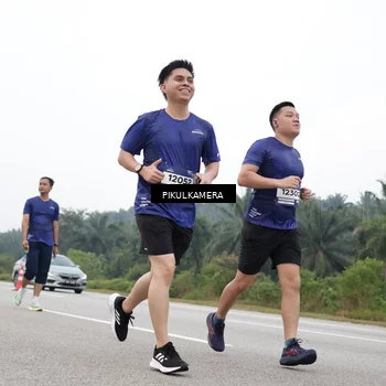 Runner Photo 7473936