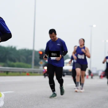 Runner Photo 7473949