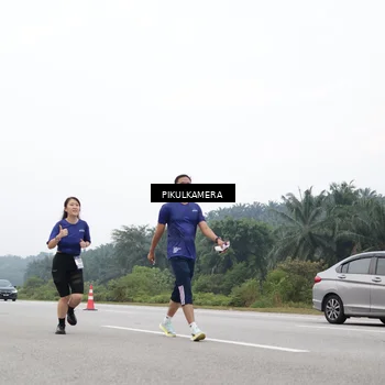 Runner Photo 7473968