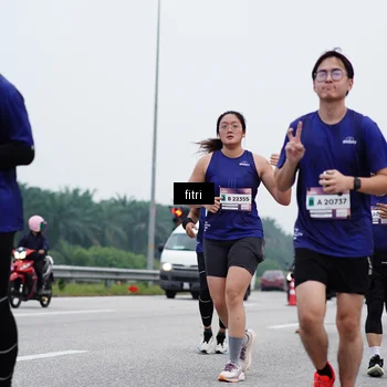 Runner Photo 7473981