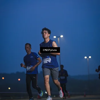 Runner Photo 7473990
