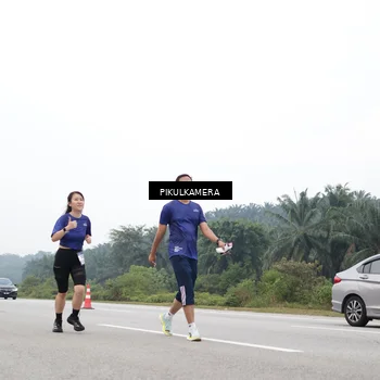 Runner Photo 7474009