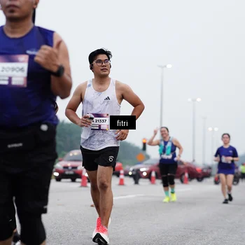 Runner Photo 7474013
