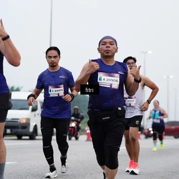 Runner Photo 7474015