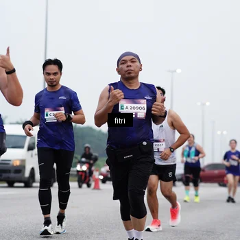 Runner Photo 7474017