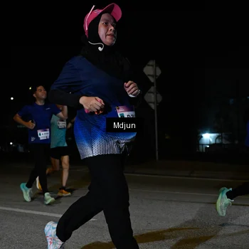 Runner Photo 7474024