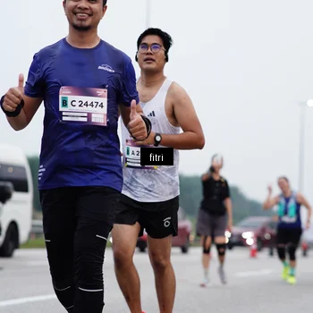 Runner Photo 7474040
