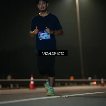 Runner Photo 7474054