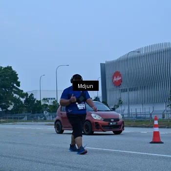 Runner Photo 7474060